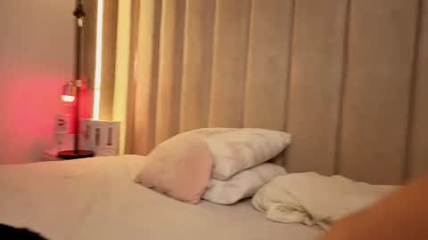 Nyxy online show from April 2026 11:28:01 AM