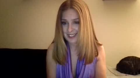 Snapshot of iampoppyy chatting on October 2025 09:21:02 AM iampoppyy online show from October 2025 09:21:02 AM