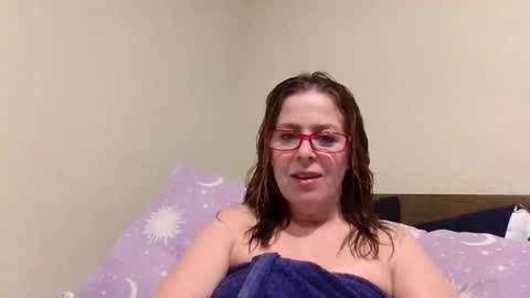 Snapshot of iampoppyy chatting on November 2025 01:00:02 PM iampoppyy online show from November 2025 01:00:02 PM