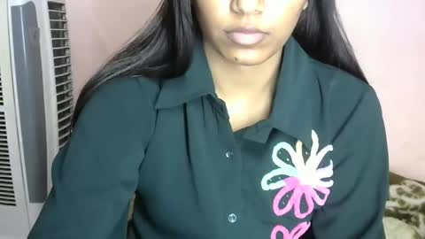 Snapshot of iamtara chatting on January 2025 01:05:02 PM iamHotTaara online show from January 2025 01:05:02 PM