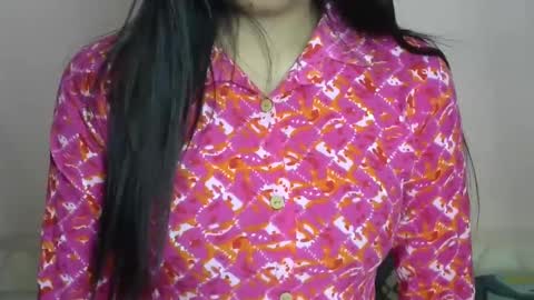 Snapshot of iamtara chatting on February 2025 06:08:02 PM iamHotTaara online show from February 2025 06:08:02 PM