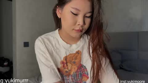 iamyuki_ online show from April 2026 12:24:02 AM