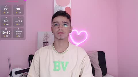 IAN CASTILLO online show from December 2024 11:28:01 AM