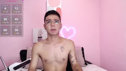 IAN CASTILLO online show from December 2024 11:17:01 AM