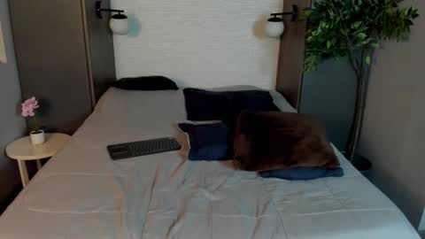 Ian Davis online show from February 2025 08:35:02 PM