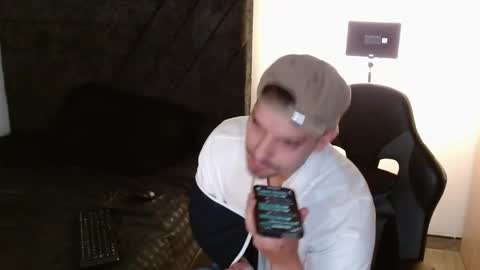 Ian Davis online show from April 2026 04:21:02 PM