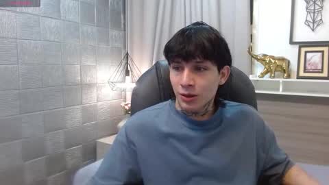 ian online show from November 2025 04:55:02 AM