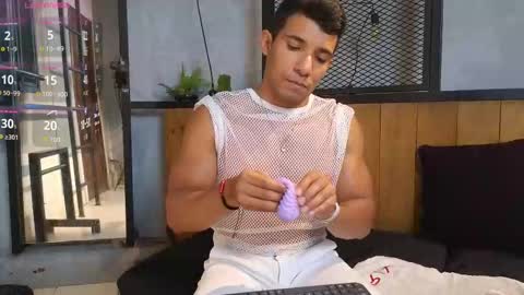 Ian knox online show from January 2026 07:28:02 PM