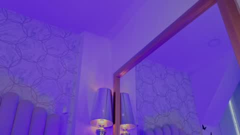 Snapshot of iara_smith_ chatting on June 2026 02:33:01 PM iara smith online show from June 2026 02:33:01 PM