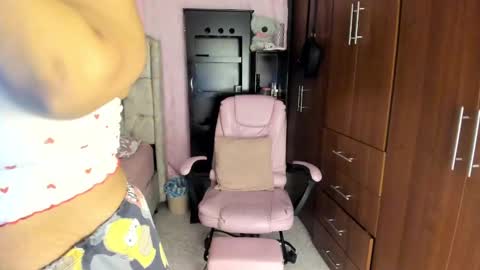 Snapshot of ibby_fay chatting on September 2025 05:44:01 AM Daniela online show from September 2025 05:44:01 AM