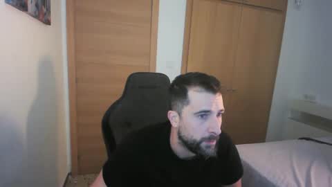 iberian_macho online show from November 2025 03:58:01 PM