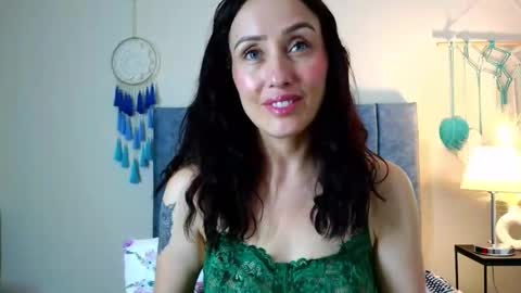 Iberian Moon online show from September 2025 11:26:01 AM