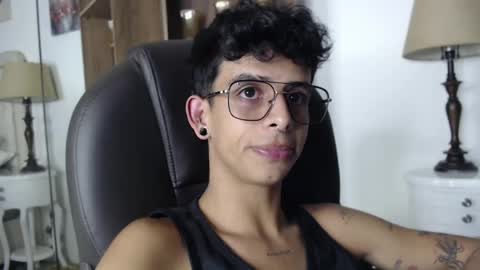 ibratxandy online show from April 2026 07:04:02 PM