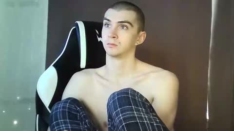 MAX online show from February 2025 07:29:02 AM