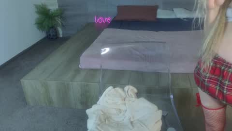 Ice Blue online show from June 2026 07:37:02 PM