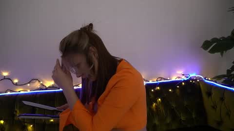 Snapshot of icedanielles chatting on December 2024 06:46:02 PM Danielle online show from December 2024 06:46:02 PM