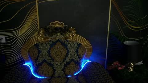 Snapshot of icedanielles chatting on December 2024 07:01:01 PM Danielle online show from December 2024 07:01:01 PM