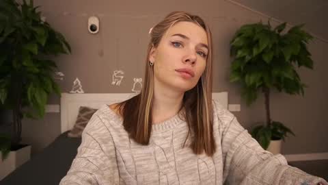 Snapshot of icedanielles chatting on January 2025 02:46:01 PM Danielle online show from January 2025 02:46:01 PM