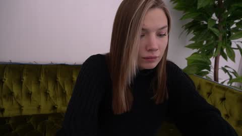 Snapshot of icedanielles chatting on January 2025 03:31:02 PM Danielle online show from January 2025 03:31:02 PM