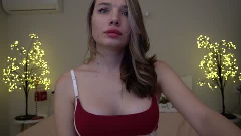 Snapshot of icedanielles chatting on January 2025 06:46:01 PM Danielle online show from January 2025 06:46:01 PM