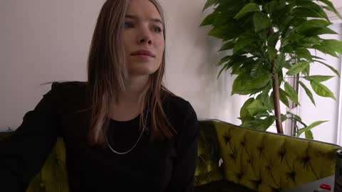 Snapshot of icedanielles chatting on January 2025 08:18:02 AM Danielle online show from January 2025 08:18:02 AM