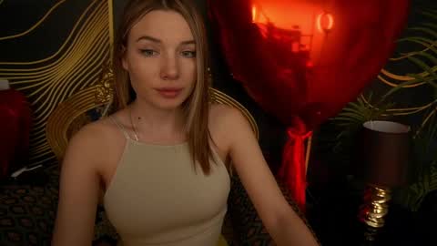 Snapshot of icedanielles chatting on February 2025 02:33:01 PM Danielle online show from February 2025 02:33:01 PM