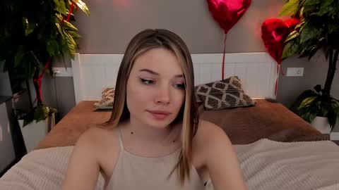 Snapshot of icedanielles chatting on March 2025 06:43:01 PM Danielle online show from March 2025 06:43:01 PM