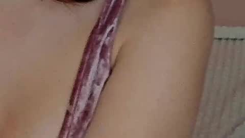 Snapshot of icedanielles chatting on September 2025 02:28:01 PM Danielle online show from September 2025 02:28:01 PM