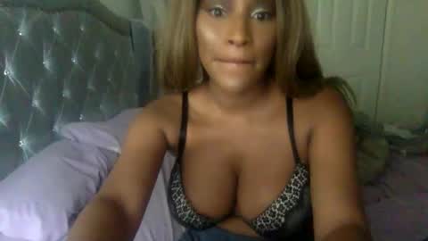 icedcoffeex online show from January 2025 08:11:02 PM