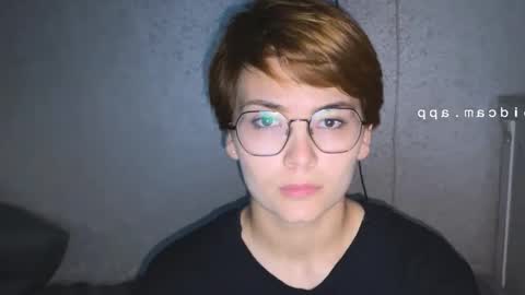 Ksenia online show from September 2025 06:53:01 PM