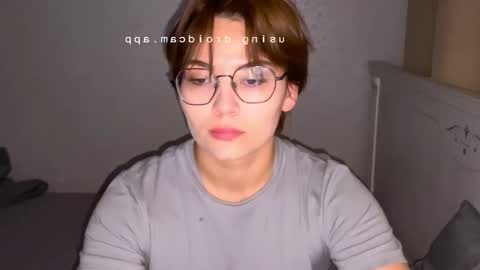 Ksenia online show from October 2025 11:43:01 AM