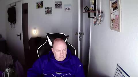 iceoli123 online show from February 2026 05:22:02 PM