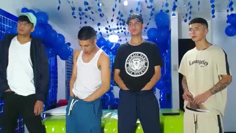 Snapshot of icevermilk chatting on December 2024 06:17:02 PM THOMAS AND DAMIAND online show from December 2024 06:17:02 PM
