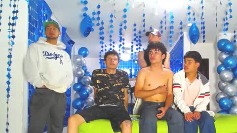 Snapshot of icevermilk chatting on February 2025 05:12:01 PM THOMAS AND DAMIAND online show from February 2025 05:12:01 PM