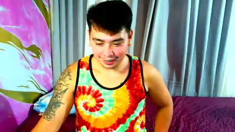 iconic_vince online show from October 2025 01:47:02 PM