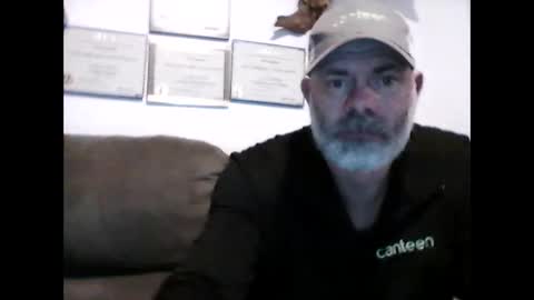 idkwhyidothis348732 online show from January 2025 11:33:02 AM