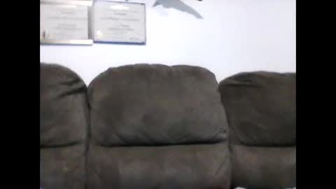 idkwhyidothis348732 online show from March 2025 11:40:02 AM