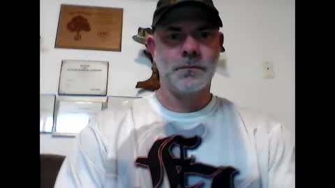 idkwhyidothis348732 online show from March 2025 10:09:02 PM