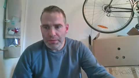 idontknowwhy1 online show from December 2024 11:43:02 AM