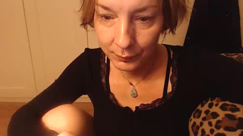 Snapshot of ifk_donkeysfr chatting on October 2025 11:24:01 PM Ifk Donkeys online show from October 2025 11:24:01 PM