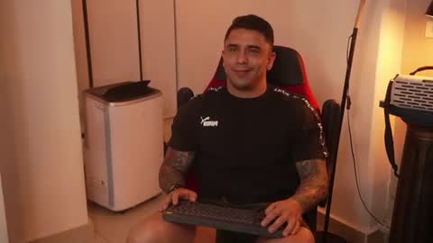 Snapshot of igor_scott chatting on July 2026 12:39:01 AM Igor scott online show from July 2026 12:39:01 AM