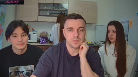 Julia and Mira online show from February 2025 01:48:02 PM