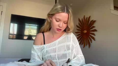 Snapshot of iheartcassie2844 chatting on January 2025 06:17:02 PM cassie online show from January 2025 06:17:02 PM