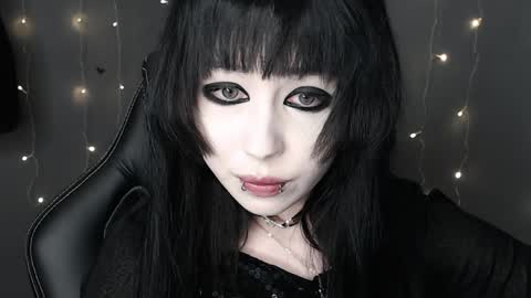 iiiiiiis online show from April 2026 09:37:02 PM