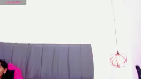 Isabella online show from March 2026 12:31:02 PM