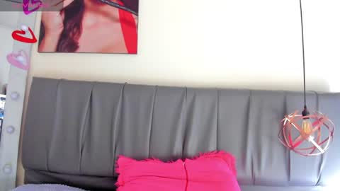 Isabella online show from July 2026 01:17:02 PM