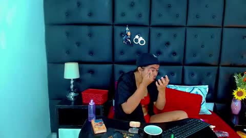 iisalombardi online show from April 2026 02:26:02 AM