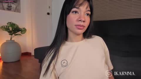 Lua     online show from March 2026 10:49:02 PM