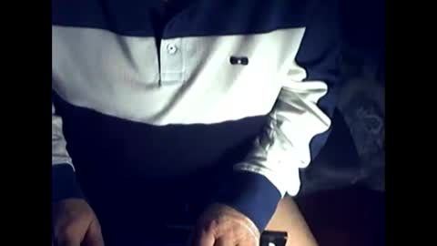 ikissuuuu online show from December 2025 04:16:01 PM