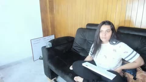 valentina online show from March 2025 03:45:01 AM